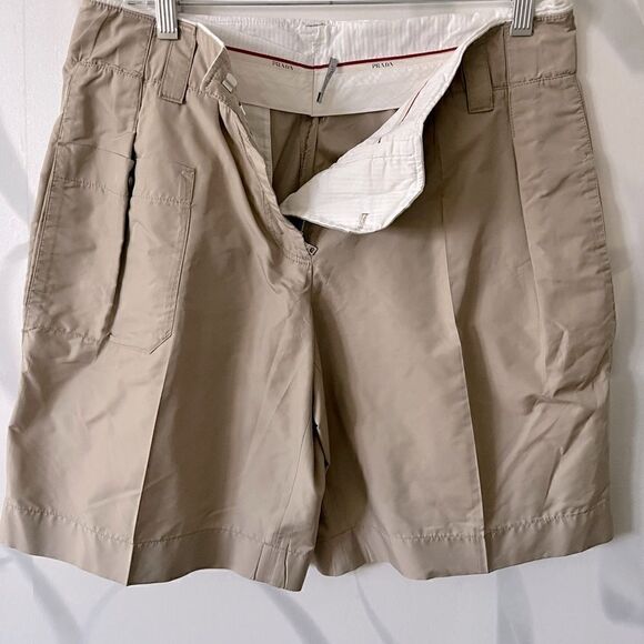 Prada Women’s Beige Shorts Size 40 US 8 - Picture 1 of 4